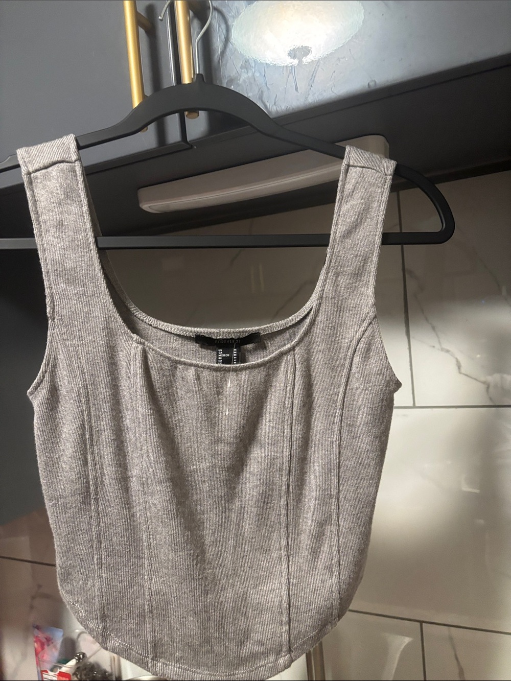 Forever 21 Gray Ribbed Scoop Neck Tank Top- P2P:15,L11